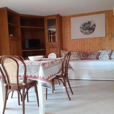 L'angolo Di Anna Apartment